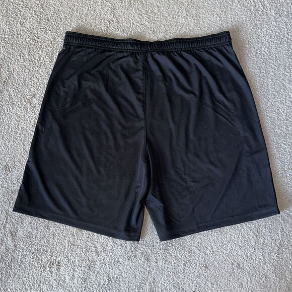 Puma Men’s TeamLiga Training Shorts! - Picture 5 of 11